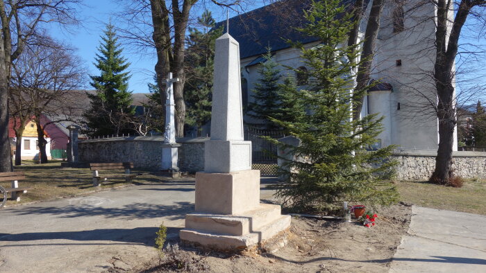 Monument to the fallen Red Army - Prievaly-1