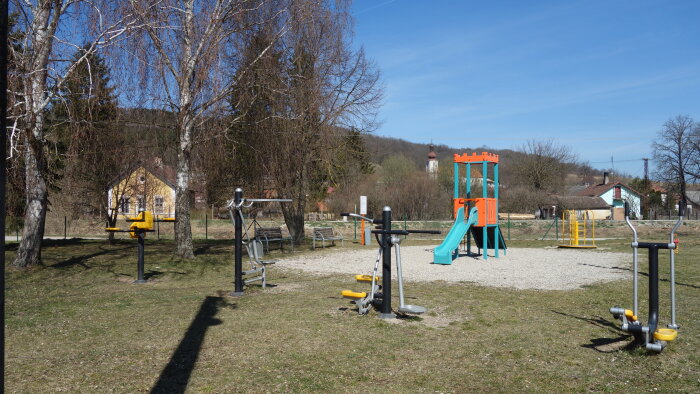 Spielplatz - Hradište pod Vrátnom-3