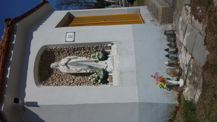 Szűz Mária szobra - Hradiste pod Vratnom-2
