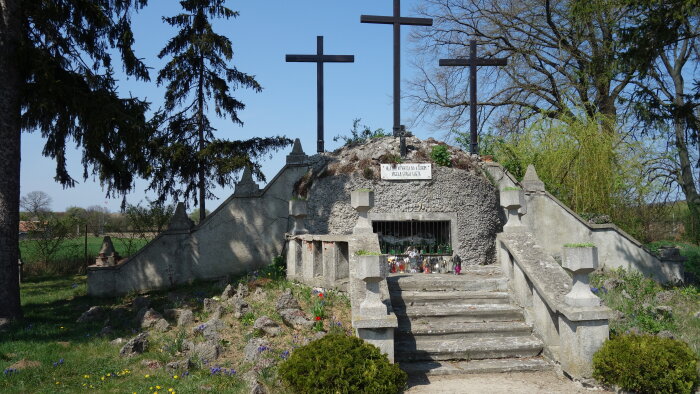 Křížová cesta, kalvárie a Boží hrob - Jablonica-6