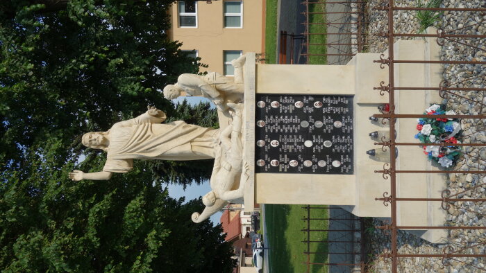 Denkmal für die Gefallenen - Jablonica-4