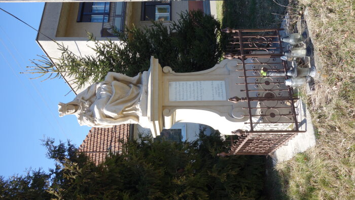 Skulptur Pieta - Jablonec-3