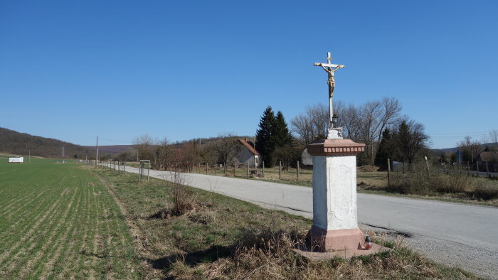 Kríž na okraji obce - Jablonica-1
