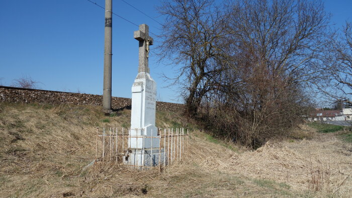Kříž za obcí - Jablonica-2