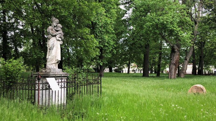 Madonna with child in the park - Dolná Krupá-1