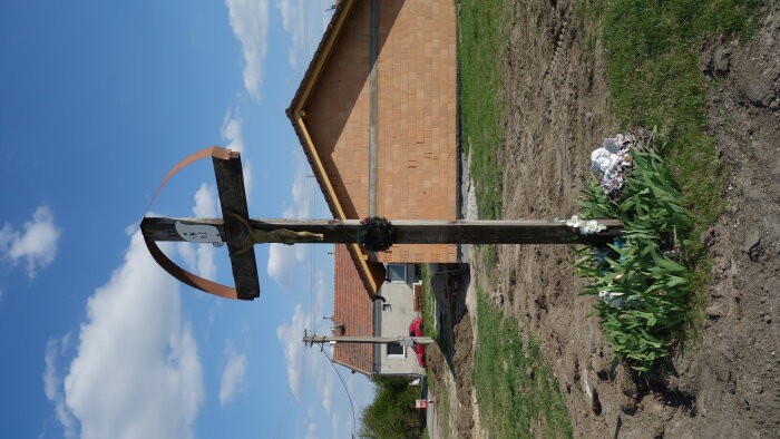 Kríž na Tárnoku - Veľký Grob-2