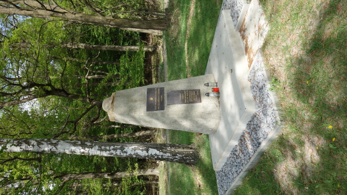 Denkmal für die gefallenen Helden der Roten Armee-3