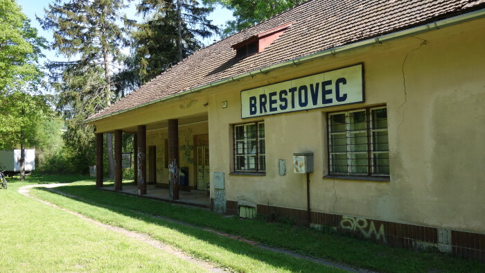 Železniční zastávka - Brestovec-2