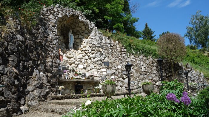 Lourdes-Höhle - Brestovany-1