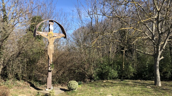 Kreuz am Rande des Dorfes - Brestovany-2