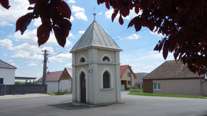 Zvonica - Dolné Lovčice-1