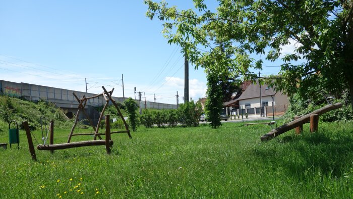 Playground - Brestovany, part Horné Lovčice-4