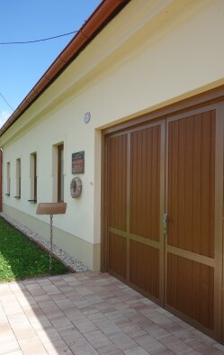 Birth house of F. Hrušovský - Dolné Lovčice-3