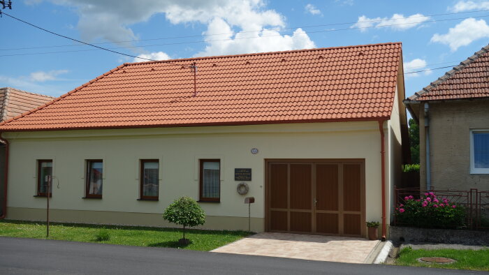 Birth house of F. Hrušovský - Dolné Lovčice-1