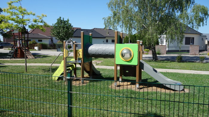 Playground - Zavar-1