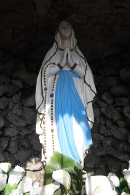 Cave with the Virgin Mary - Zavar-2