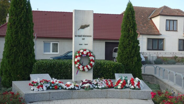 SNP Memorial - Zavar-1