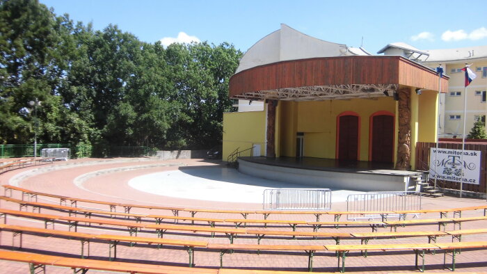 Amphitheater-1
