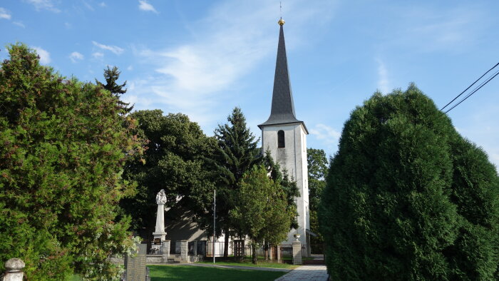 templom Szent Anny Radošovcén-1