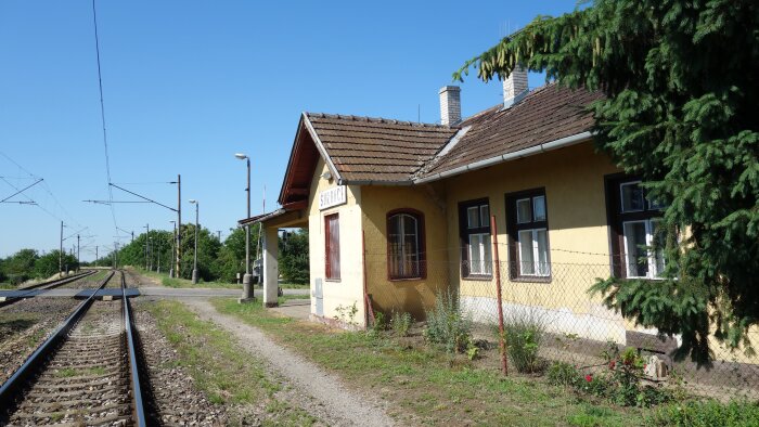 Bahnhofsgebäude-2