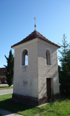 Glockenturm in Valtašúr-2