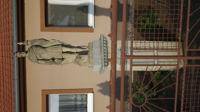 Statue von St. Florian in Valtašúr-2