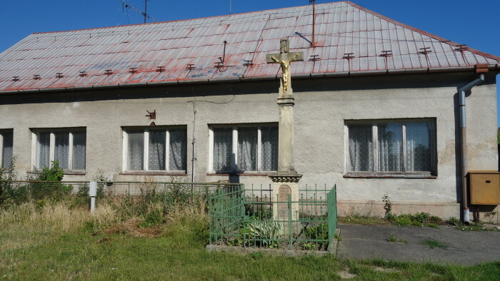 Kreuz in Varašúr-1