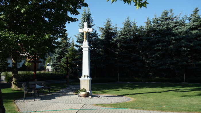 Cross in the chapel grounds-1