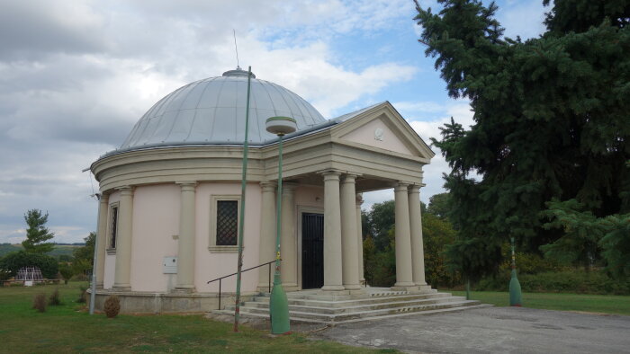 NKP Szunyog Mausoleum-1