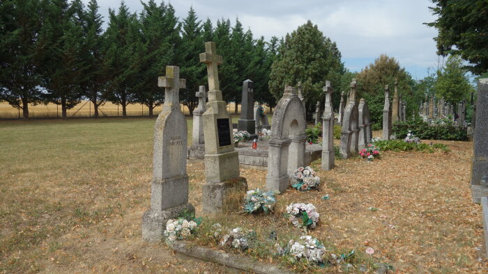 Hřbitov-8
