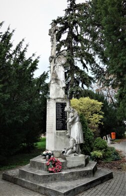 Monument to those who died in the 1st World War-3