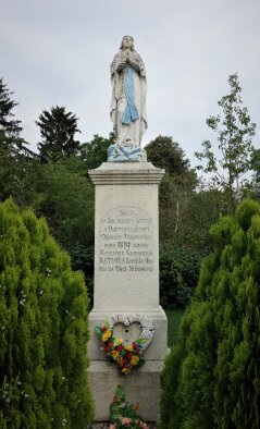 Statue der Jungfrau Maria-4