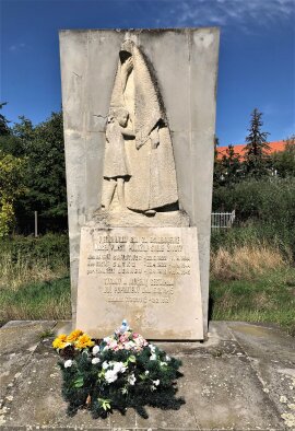 Monument to fallen anti-fascists in Grinava, NKP-2