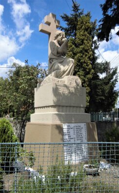 Monument to those who died in the 1st World War in Cajla-2