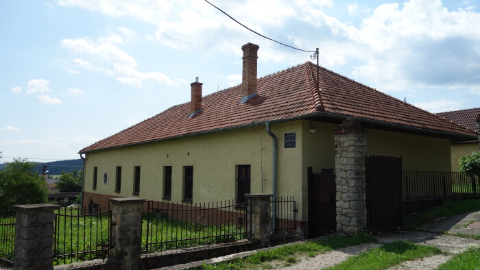 Historisches Gebäude des Pfarrhauses, NKP-1