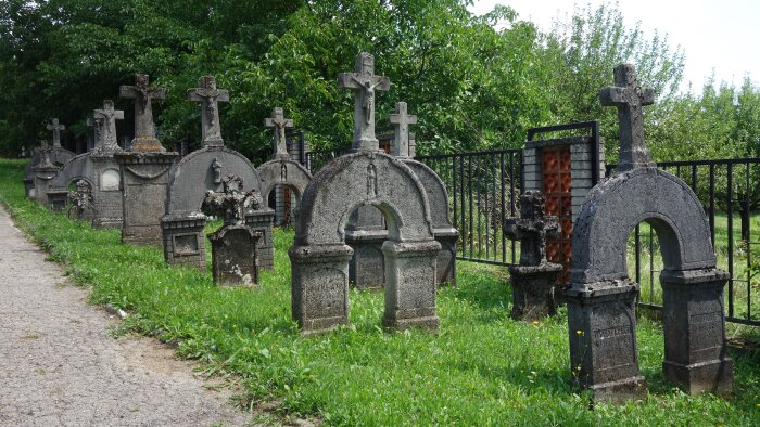 Dobrovodsk tombstones-5