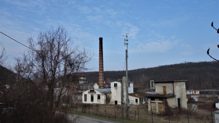 Alte chemische Fabrik in Majdánské-4