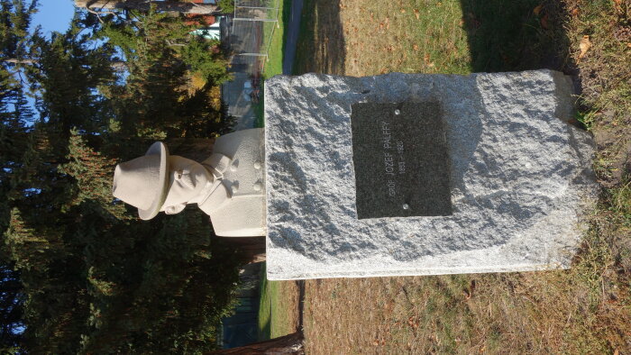 Bust of Count Jozef Pálffy - Smolenice-3