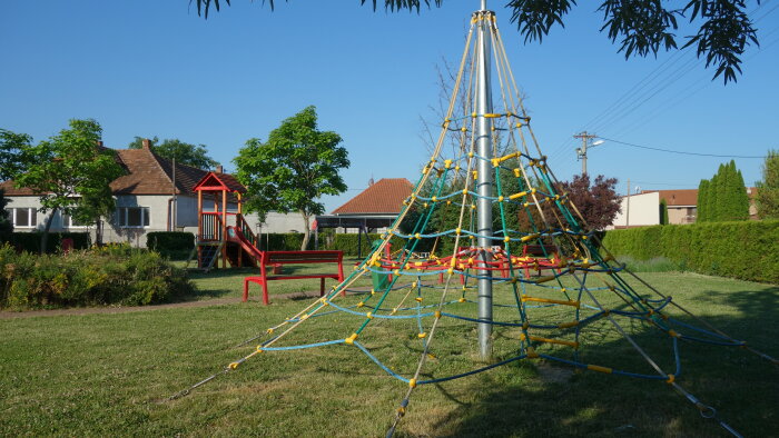 Playground - Zeleneč-3