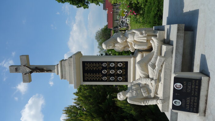Denkmal für die Gefallenen in I. und II. Erster Weltkrieg - Igram-4