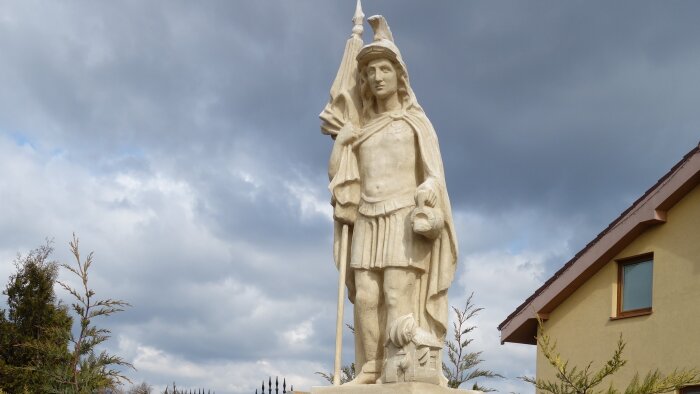 Statue des hl. Florián in Vlčkovce-2