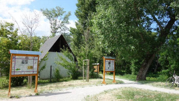 Nature trail - Chotárom Hrnčiaroviec nad Parnou-3