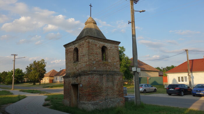 Zvonica - Cífer, časť Pác-1