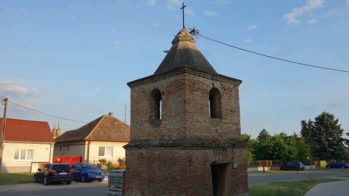 Zvonica - Cífer, časť Pác-2