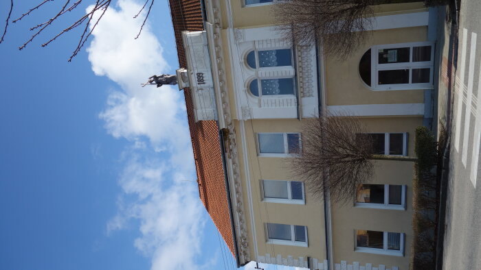Historická budova mateřské školy- Križovany nad Dudváhom-4