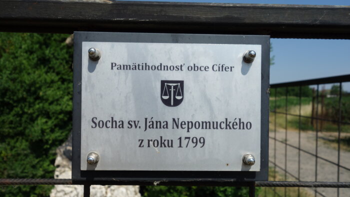 Socha sv. Ján Nepomucký - Cífer-2