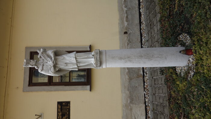 Statue des hl. Ján Nepomucký in der Pfarrei - Cífer-3