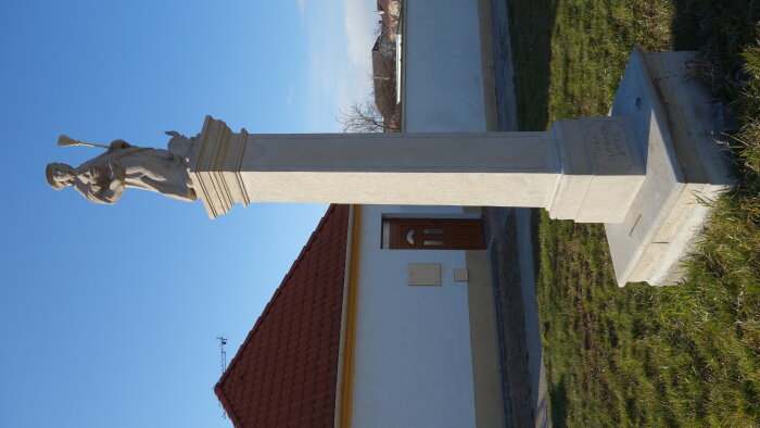 Statue des hl. Vendelina - Cífer-4