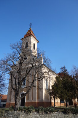 Rímskokatolícky Kostol narodenia Panny Márie - Matúškovo-4