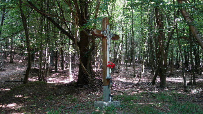Kříž na Skelné Huti - Doľany-1